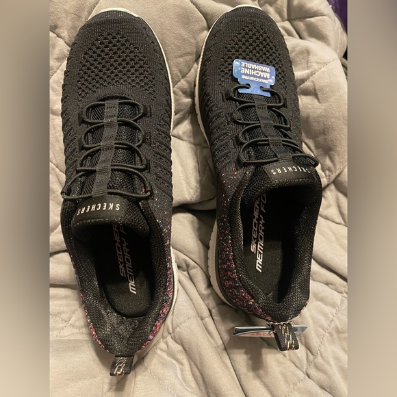Skechers Women's Black and Pink Knit Sneakers - Picture 10 of 16